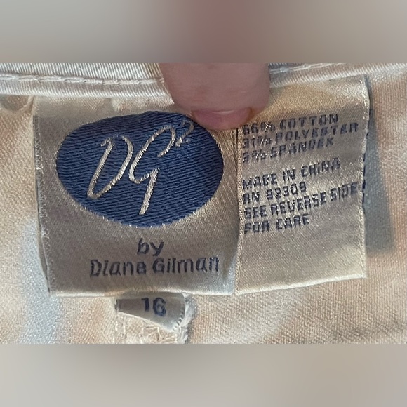 DG2 by Diane Gilman White Plus Size Bermuda Short in size 16 - Picture 11 of 16